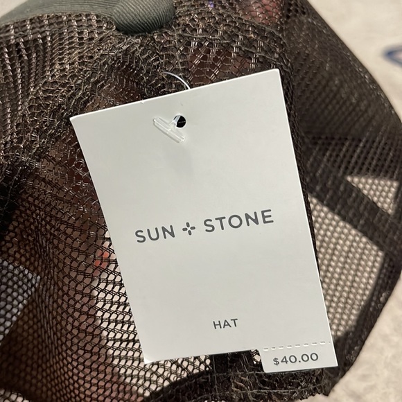 Brand new with tags hat - Picture 2 of 2